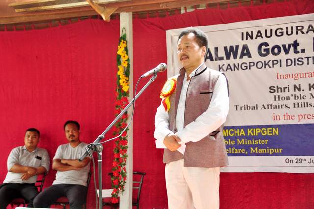 Minister Tribal Affairs & Hills Inaugurated Chalwa Govt. High School and Inspected Sdo Office at Tujang Waichong kangpokpi dist on 29.6.2017 (5).JPG